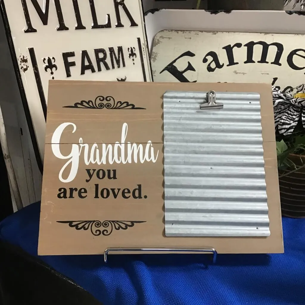 12" Wooden Grandma/Mom Photo Frame - 2 Styles
