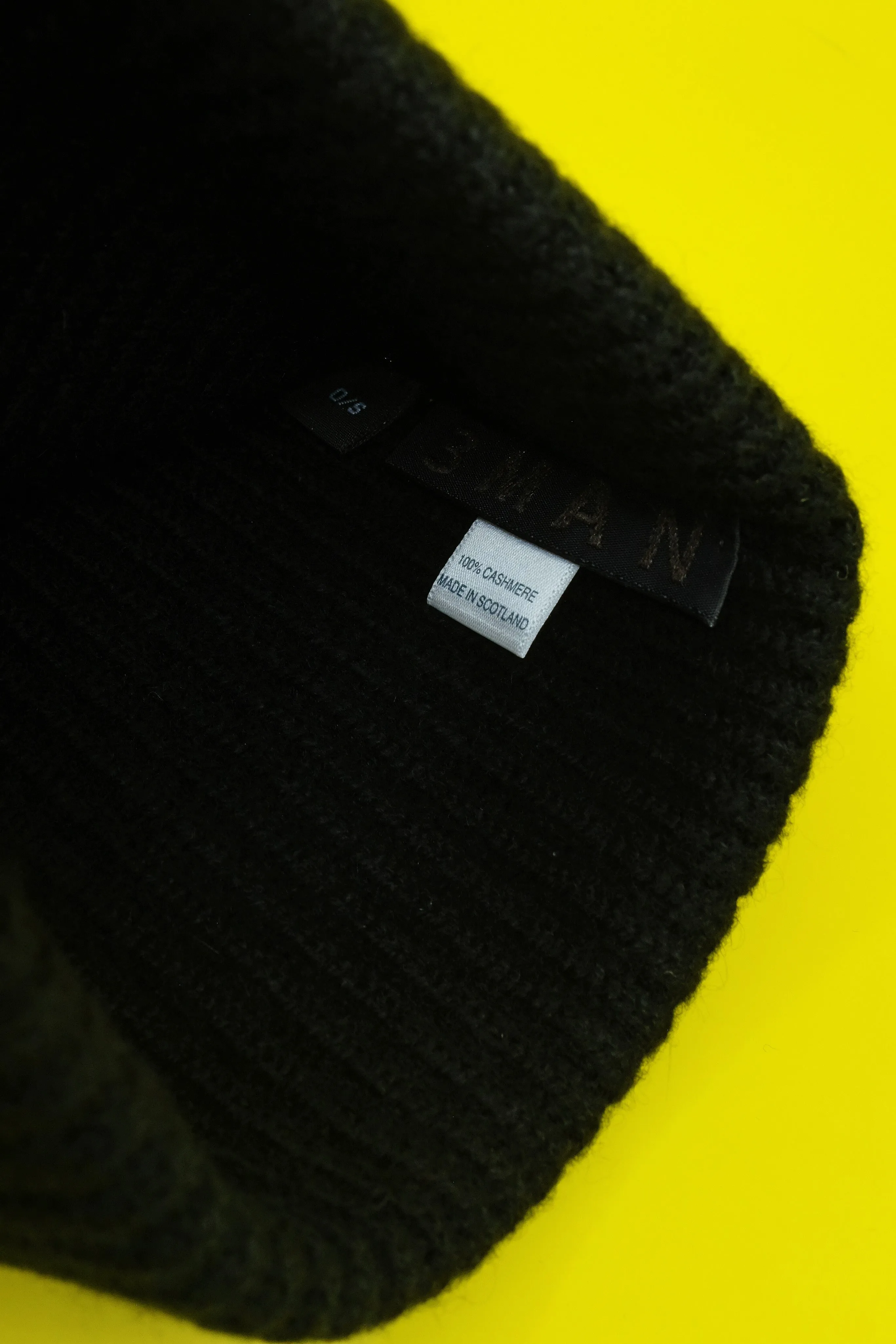 Black Cashmere Beanie