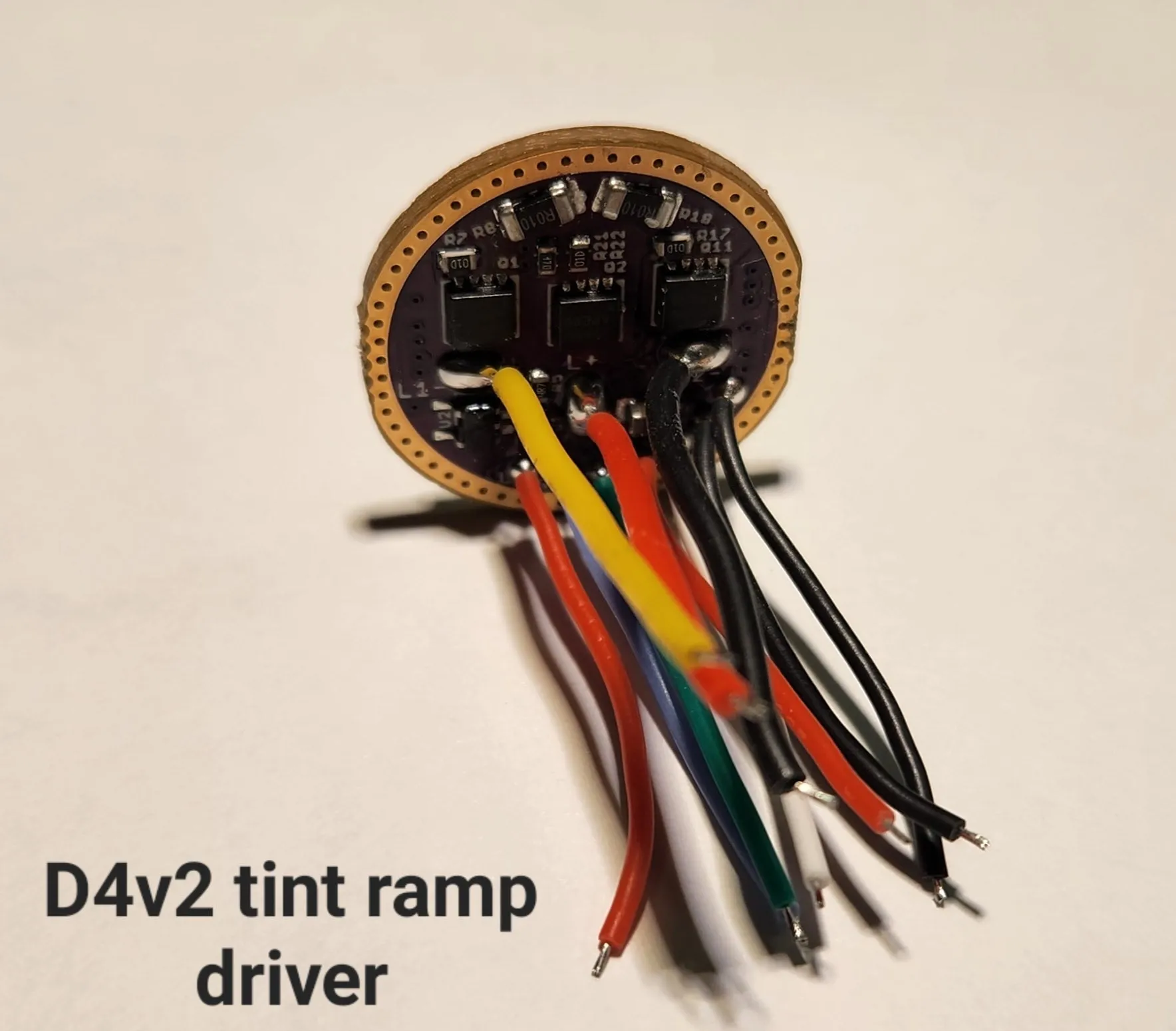 Emisar Noctigon Adjustable Linear/Boost Tint Ramping LED Driver - Customizable Brightness and Color Temperature Control