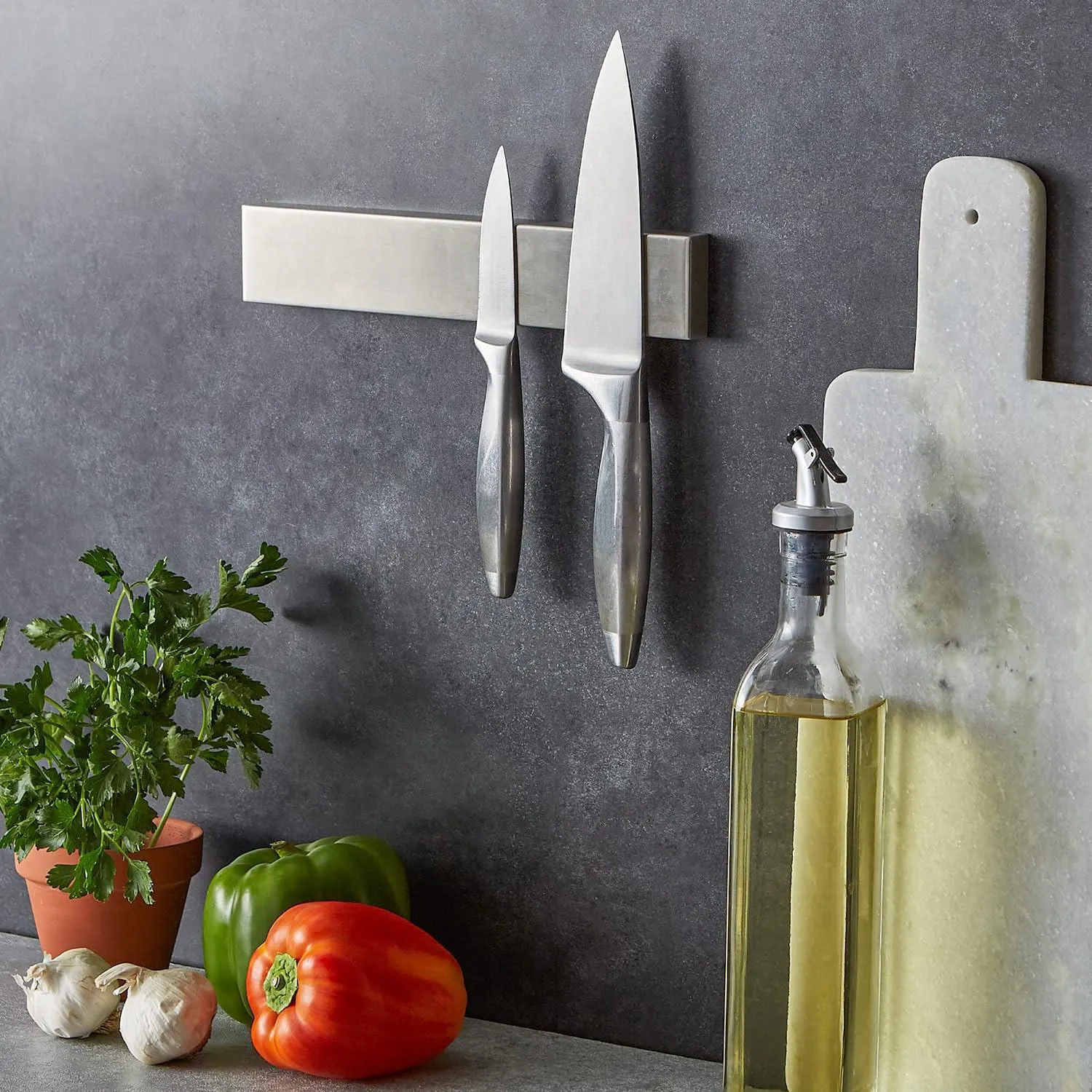 Endurance Deluxe Magnetic Knife Bar - 10"