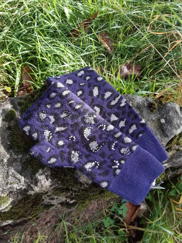 SIRI (Glove) Sparkly Leopard Glove (has matching hat) RMD1905169