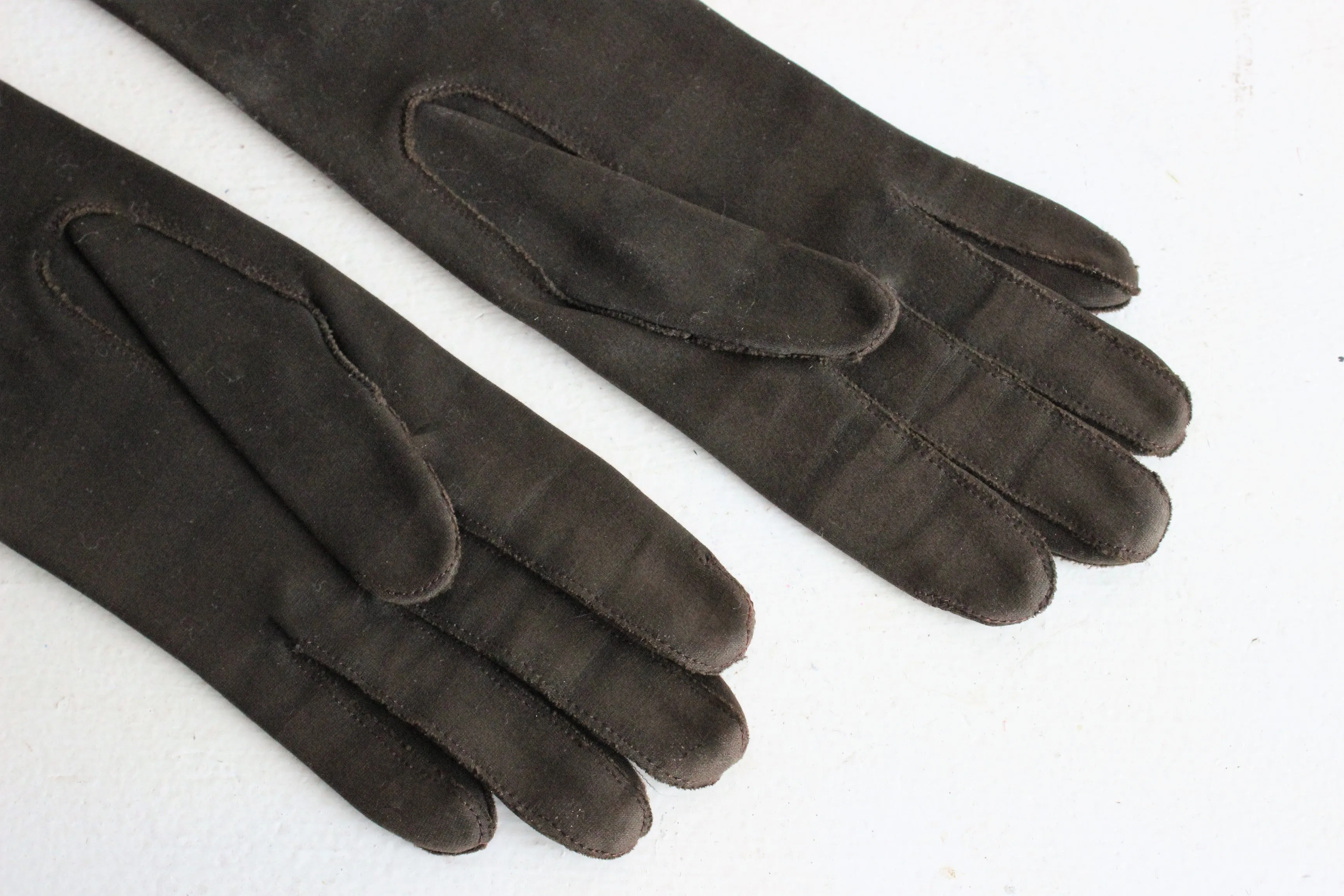 Vintage 1950s 1960s Black Striped Gloves
