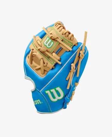 Wilson A2000 - Winter 2024 - 11" - Infield Baseball Glove